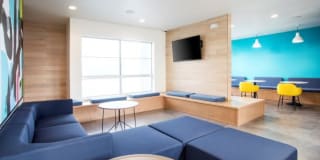 Living at NoHo Gallery 22