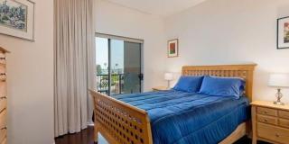 2 bd/ 2 bth Top Floor Corner Unit with Premium Upgrades & Resort Style Amenities Gallery 16