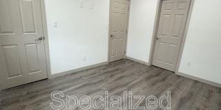 115 West Cypress Street Gallery 11