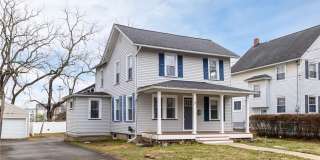 7 Beardsley Street Gallery 1