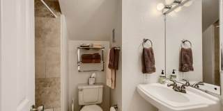 Lovely Pearl St. Condo 1 BDR/1 BA Downtown Boulder Gallery 22