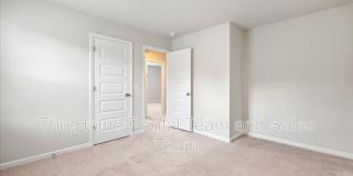 142 Bottlebrush Drive Gallery 26