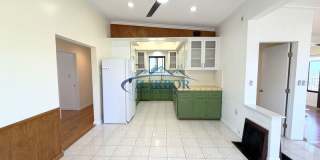 827 W. 22nd Street Gallery 10