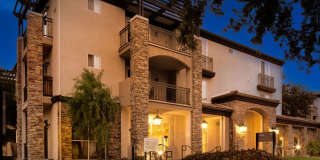 Avalon Thousand Oaks Plaza Gallery 28