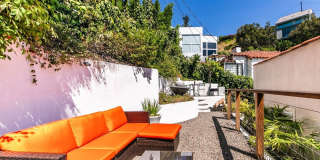 1761 N Orange Grove Ave Gallery 35