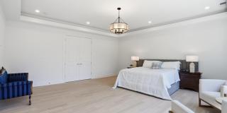 1513 OAKVIEW Drive Gallery 54