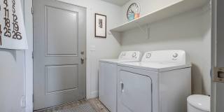 Avanti at Farmington Station Gallery 13