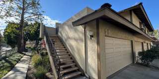 Beautiful 2+1.75 Upstairs Condo in Desirable Parkside Community Gallery 1