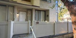 Beautiful 2bd 2 ba + Bonus Room in Torrance Gallery 1