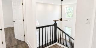 4602 Everest - Spacious 3-2.5 House near the Domain Gallery 11