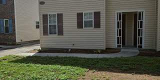 Savannah 2 Bed Townhome for Rent Gallery 1
