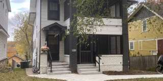 Duplex walking distance to Rockhurst University/UMKC Gallery 1