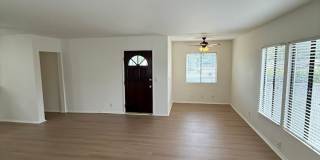 Beautiful 3 Bedroom, 2 Bathroom Granada Hills Home with Detached Garage! Gallery 6