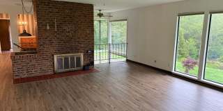 Surf Pines Gem, Spacious 3 Bedroom, 2 Bath Home Gallery 1