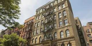 243 Henry Street Gallery 7
