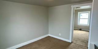 4-bedroom home in the heat of Reading! Gallery 26