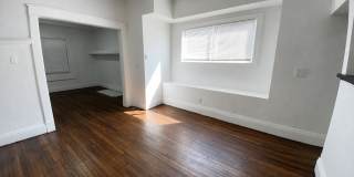 2217 East 37th Street Gallery 13