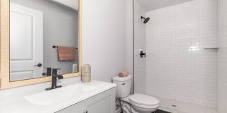 5542-44 Ridge Avenue Gallery 9
