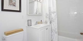 Ridgecrest Village Gallery 16