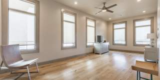 826 NW 8th St Gallery 12