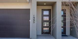 Stunning Dog Friendly 4 Bedroom 2.5 Bath Townhome! Stunning Dog Friendly 4 Bedroom 2.5 Bath Townhome! Gallery 1