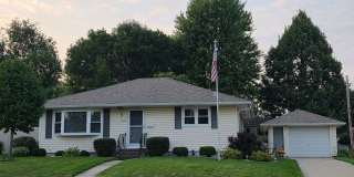 Updated 3-Bedroom Home with Garage in Sun Prairie Gallery 1