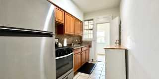 446 MELLON Street SE Gallery 1