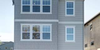 Beautiful 4bd, 3.25ba Home Available in Great Community! Gallery 1