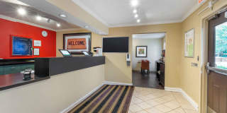 Washington, D.C. - Reston Gallery 17