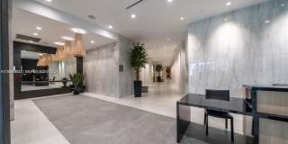 17550 Collins Avenue Gallery 17