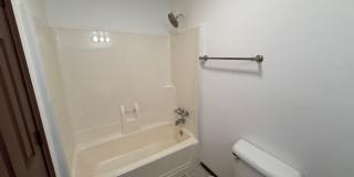 1702 Pine Tree Dr. Gallery 18
