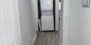 1040 RANDALL STREET Gallery 29