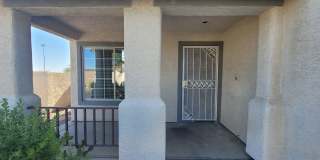 Beautiful 4 Bedroom Home in Green Valley Gallery 4