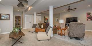 Spacious Home with Hot Tub, Fenced Yard and Solar Power Gallery 51