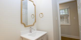 131 Racquet Lane Gallery 24