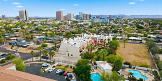 Central Phoenix Gem! Private Patio, Gated, Pool + Underground Parking Gallery 29