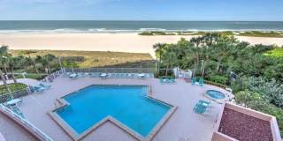 Available on May 3rd! Beachfront Condo with Stunning Views & Resort Amenities Gallery 18
