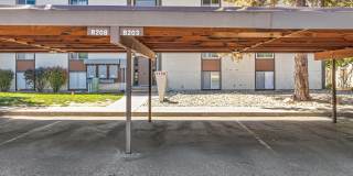 Easy Living Starts Here | 2 Bedroom Lakeside Condo Gallery 4