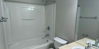 3BR 2BA w/ Screened Patio + Pool/Gym Access in Gated Villa Serena Gallery 16