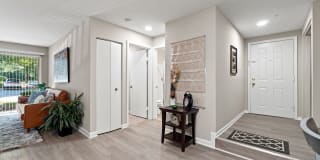 Ellipse at Fairfax Corner Gallery 12