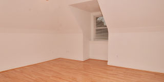 6018 Walnut St Gallery 12