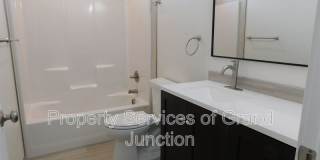 525 Orchard Avenue Gallery 13