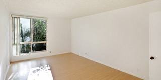 809 South Bundy Drive Gallery 5