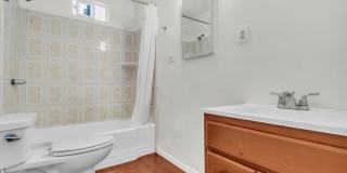 1166 E 43rd Pl Gallery 15