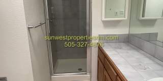 2 Bed, 2 Bath Townhouse Gallery 15