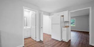 1317 Mayfield Lane - A Gallery 2