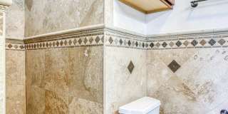 1701 ELM Street Gallery 65