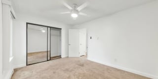 The Huntley Gallery 22