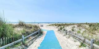 5800 Boardwalk Gallery 23