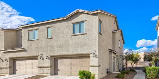 Gated 4-Bedroom Townhouse with Pool & Community Parks Gated 4-Bedroom Townhouse with Pool & Community Parks Gallery 1